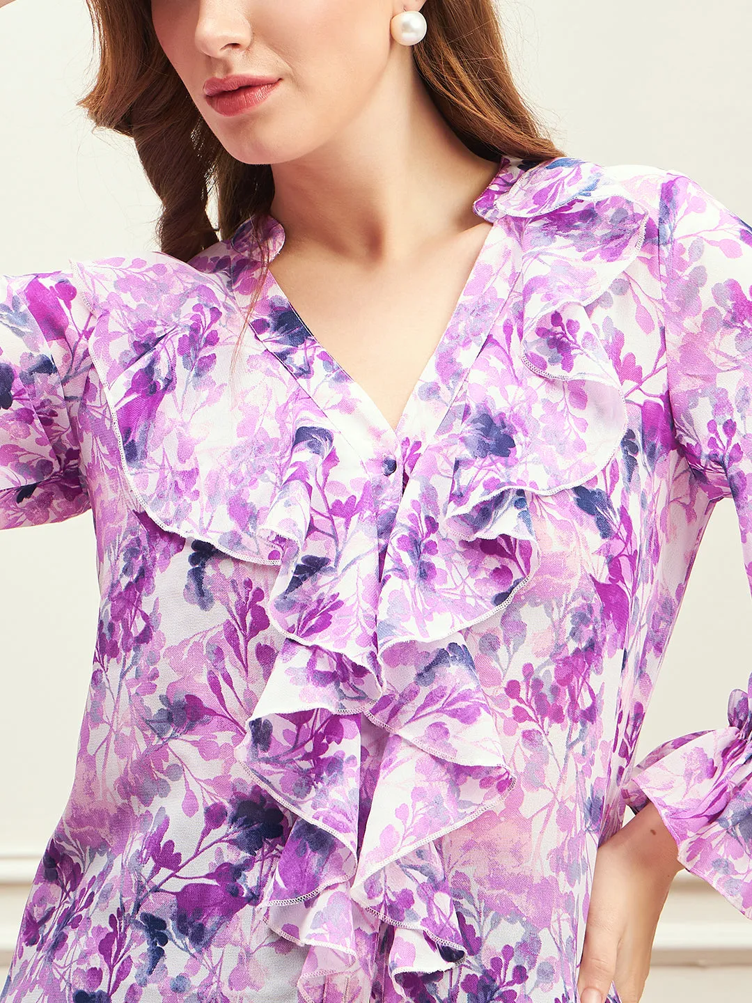 Berrylush BIZwear Women White & Purple Floral Printed V-Neck Bishop Sleeves Ruffled Regular Top