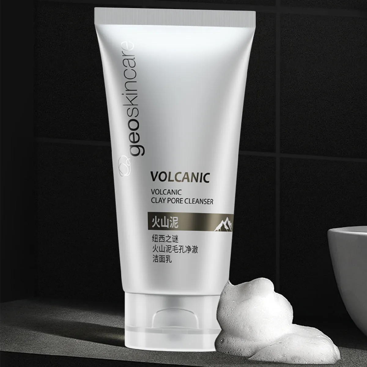 Volcanic Clay Pore Cleanser 150m